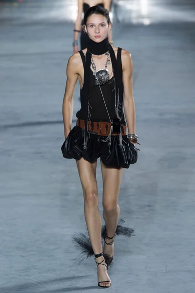 Look 34
